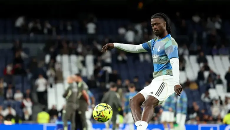Eduardo Camavinga Akan Jadi Umpan untuk Gaet Kees Smit