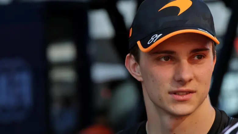 Masa Depan Piastri di F1 Terungkap, Red Bull Jelaskan Verstappen