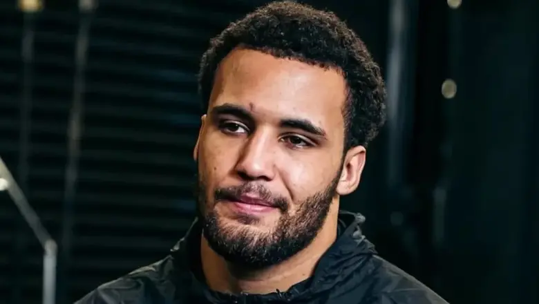 Moses Itauma Pertanyakan Duel Terakhir Usyk Lawan Wilder