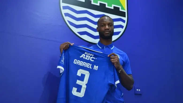 Mutombo Pakai Nomor Punggung Warisan Kurzawa di Persib