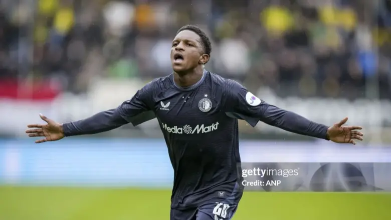 Nottingham Forest Bergerak Cepat demi Givairo Read