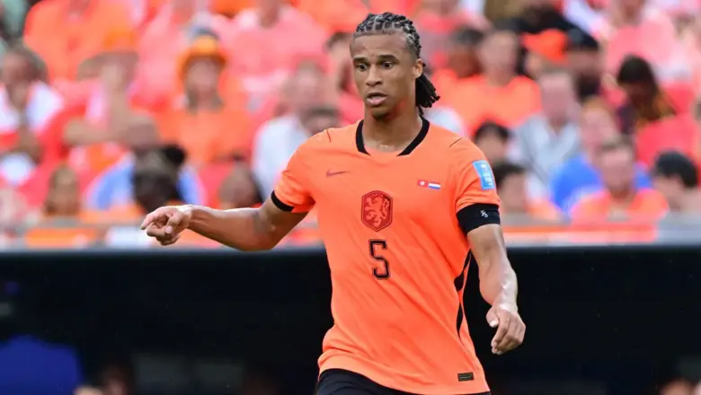 Resmi! Nathan Ake Tinggalkan Manchester City dan Gabung Fenerbahce