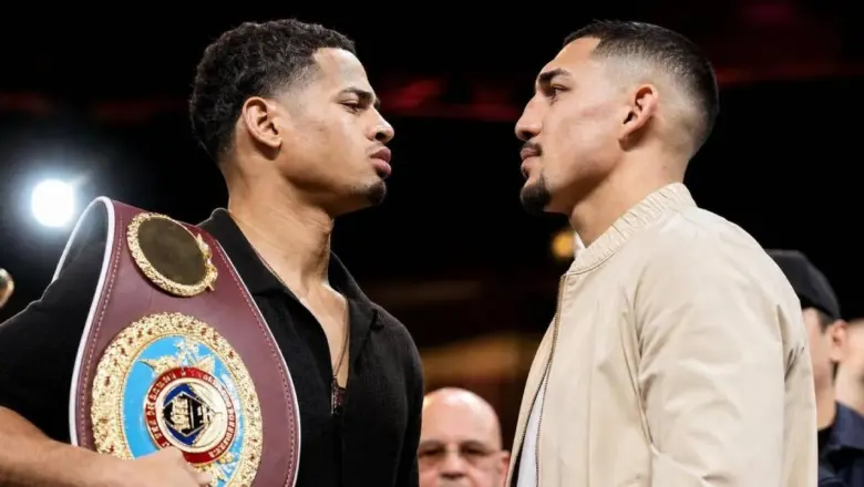 Rolando Romero Akan Pertahankan Gelar WBA Lawan Teofimo Lopez