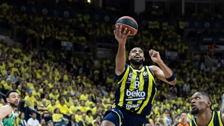 Talen Horton-Tucker Akan Tetap Bertahan Bersama Fenerbahce