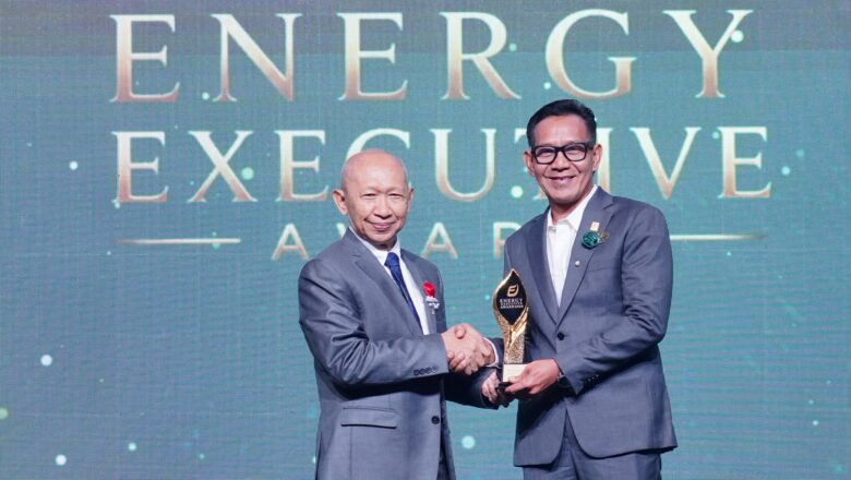 Sukses Pimpin Transformasi Hijau, General Manager PLN UID Jakarta Raya Raih Energy Executive Award 2026