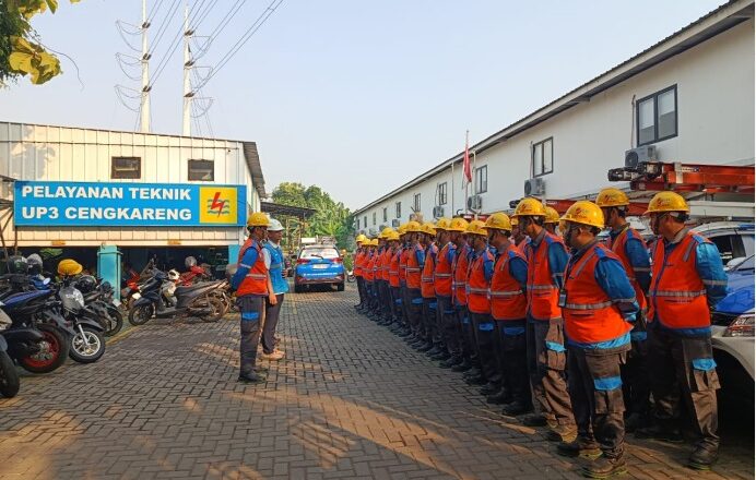Budaya Safety First Jadi Pondasi Keandalan Listrik, PLN UP3 Cengkareng Perkuat Kesiapan Petugas Sebelum Bertugas