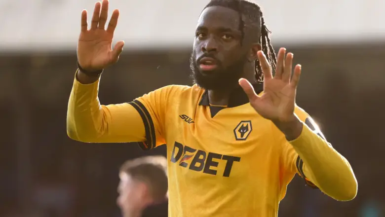 Wolves Tolak Tawaran Fiorentina untuk Striker Nigeria Arokodare