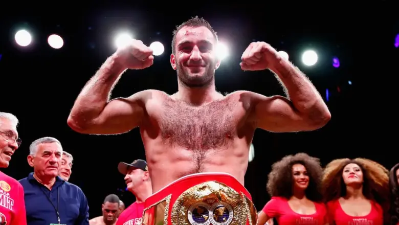 Yoka Cedera, Peter Kadiru Tantang Murat Gassiev Rebut Gelar WBA