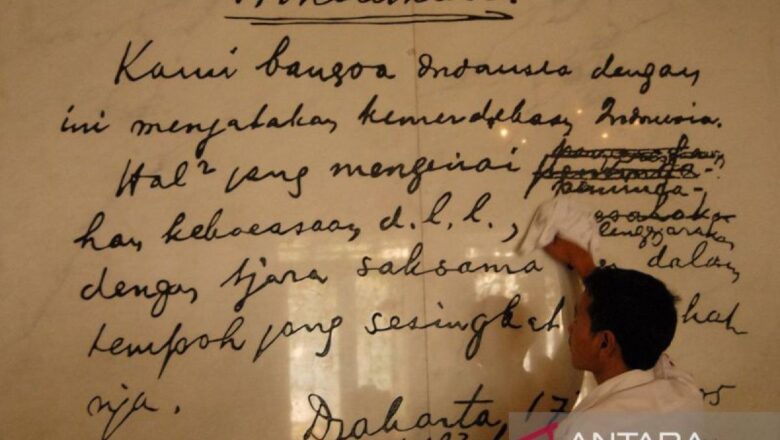 Siapa saja tokoh perumus teks Proklamasi? Ini daftarnya