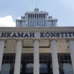 MENANTI PUTUSAN MK – Koran Mandala