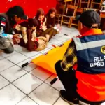 Kolaborasi Relawan Lakukan Edukasi Mitigasi Gempa dari Ruang Kelas hingga Pelosok RW