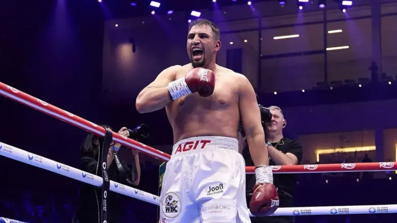 Agit Kabayel Siap Pertahankan Gelar WBC di Jerman Akhir Tahun Ini
