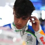 Arvid Lindblad Bela Insiden Kecelakaan di GP Spanyol