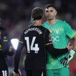 Emiliano Martinez Tepis Peluang Raih Penghargaan Individu