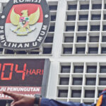 KPU Muter-muter Jawab Soal Jalan Gibran Bisa Jadi Cawapres Prabowo, Hakim Sampai Emosi