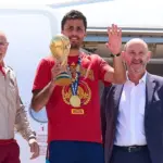 Luis de la Fuente Pertimbangkan Duetkan Pedri dan Rodri