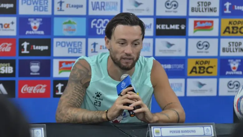 Marc Klok Puas Persib Tekuk Persijap di Tengah Keterbatasan