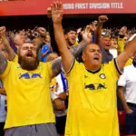 Panduan Lengkap Lagu dan Chants Terbaik Leeds United