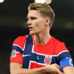 Pelatih Norwegia Beri Kabar Cedera Odegaard Usai Insiden Silva