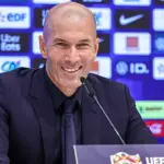 Prancis Tekuk Belgia, Selebrasi Lepas Kendali Zinedine Zidane Jadi Viral