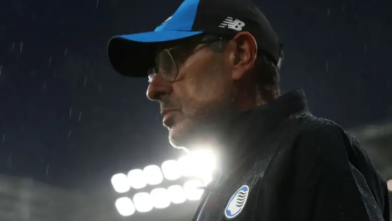 Sarri Soroti Keterbatasan Pelatih dalam Mengendalikan Pemain di Lapangan
