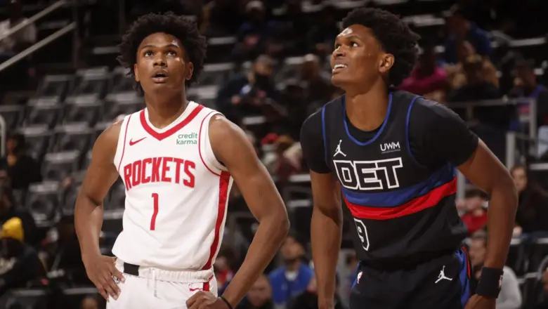 Saudara Kembar Thompson Ukir Sejarah Kontrak di NBA
