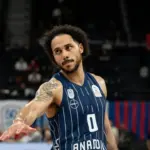 Shane Larkin Antusias Bermain untuk Anadolu Efes