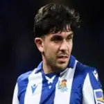 Tottenham Terjun Dalam Perburuan servis Bek Andalan Real Sociedad