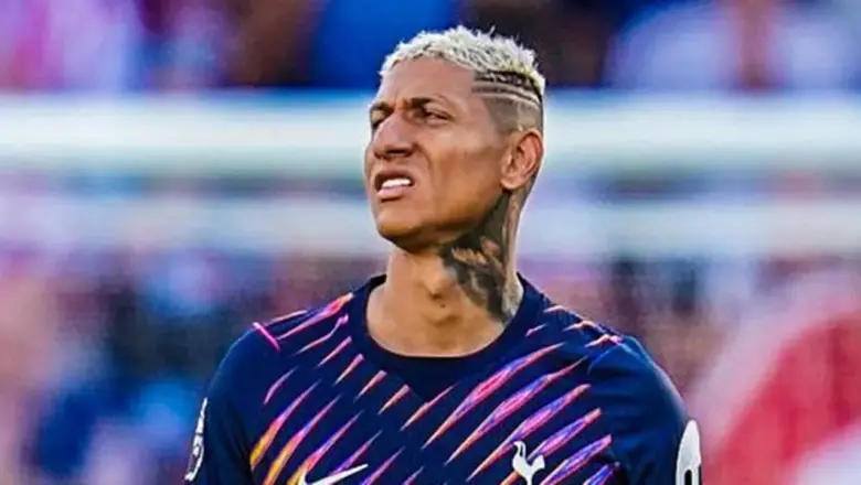 Tottenham menolak Tawaran Dari Klub Uni Emirat Arab Untuk Richarlison