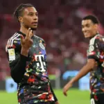 Usai Cetak 3 Gol vs Union Berlin, Michael Olise Dikasih Hadiah Jersey Neymar