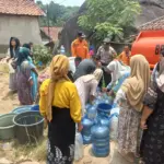 Kemarau Panjang Ancam Pasokan Air Bersih Warga Sindanglaya Purwakarta