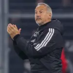 Adi Hutter Bidik Tiket 16 Besar, Frankfurt Siap Hadapi Hamburg