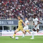 Brocchi: Penalti Inter Jelas, Yann Bisseck Lakukan Kesalahan Besar