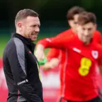 Craig Bellamy Incar Pot Unggulan Euro 2028 Usai Wales Kejutkan Norwegia