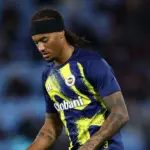 Dilirik Forest, Archie Brown Buka Peluang Kembali ke Premier League