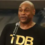 Gagal Penuhi Target Penjualan Tiket, Duel Oliver McCall vs Ibeabuchi Batal