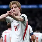 Harry Kane: Barcelona Berhasil Ubah Anthony Gordon Jadi Predator