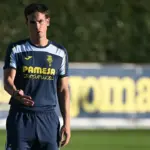Inigo Perez Antusias Sambut Derbi, Villarreal Bidik Kemenangan di Mestalla