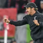 Julian Schuster Puji Freiburg Usai Menang Meski Bermain dengan 10 Orang