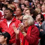 Langgar Aturan Keuangan, Fans Liverpool Minta Manchester City Dikeluarkan dari EPL