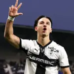 Leeds United dan Everton Makin Serius Kejar Striker Rennes, Esteban Lepaul