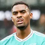 Micah Richards Terkejut Menyaksikan Duel Sengit Liverpool vs Man City