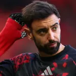 Michael Carrick Kirim Pesan Tegas Usai Parkir Bruno Fernandes