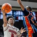 Nate Oats Memuji Kerja Keras Aden Holloway Demi Kembali Perkuat Alabama
