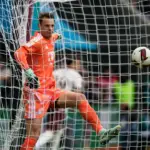 Neuer Buat Blunder Memalukan, Pemain FC Augsburg Cetak Rekor Gol Tercepat