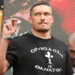 Oleksandr Usyk Targetkan Duel Tyson Fury dan David Benavidez pada 2027
