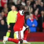 Pesan Arteta Membakar Semangat Saka di Ruang Perawatan