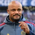 Pingsan di Tempat Latihan, Bos Bayern Pastikan Vincent Kompany Absen Lama