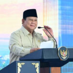 Jangan Kasih Podium ke Saya, Bisa Tiga Jam