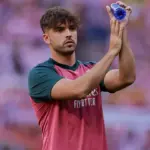 Real Madrid Buka Peluang Lepas Raul Asencio di Musim Panas 2027